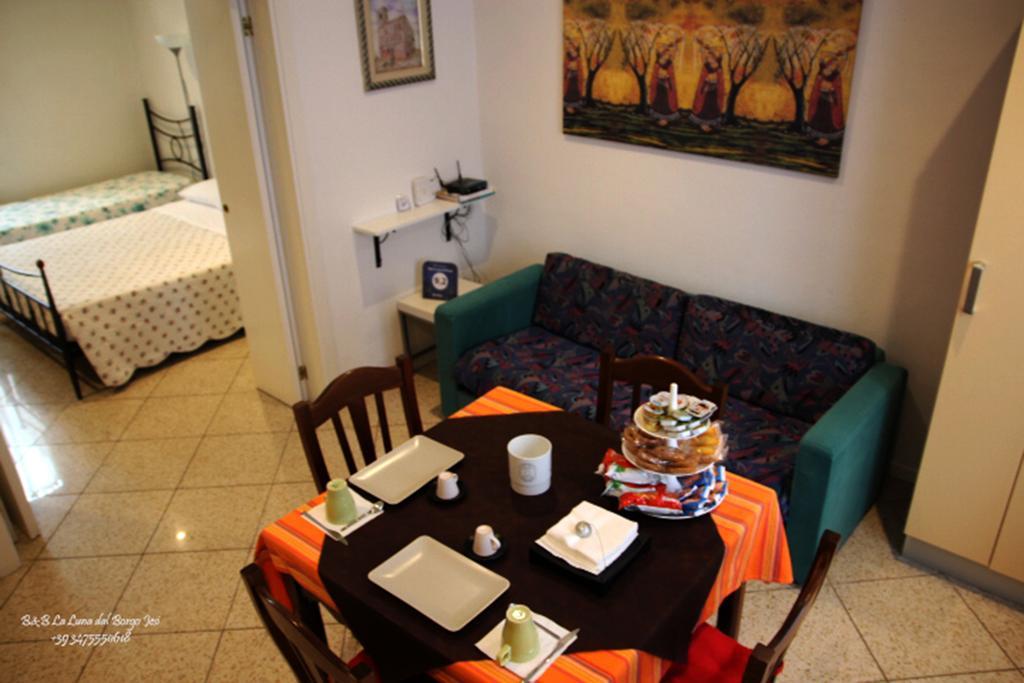 B&B La Luna Dal Borgo Iesi Exterior photo